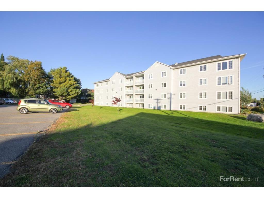 Edward Court - Photo 2 of 9