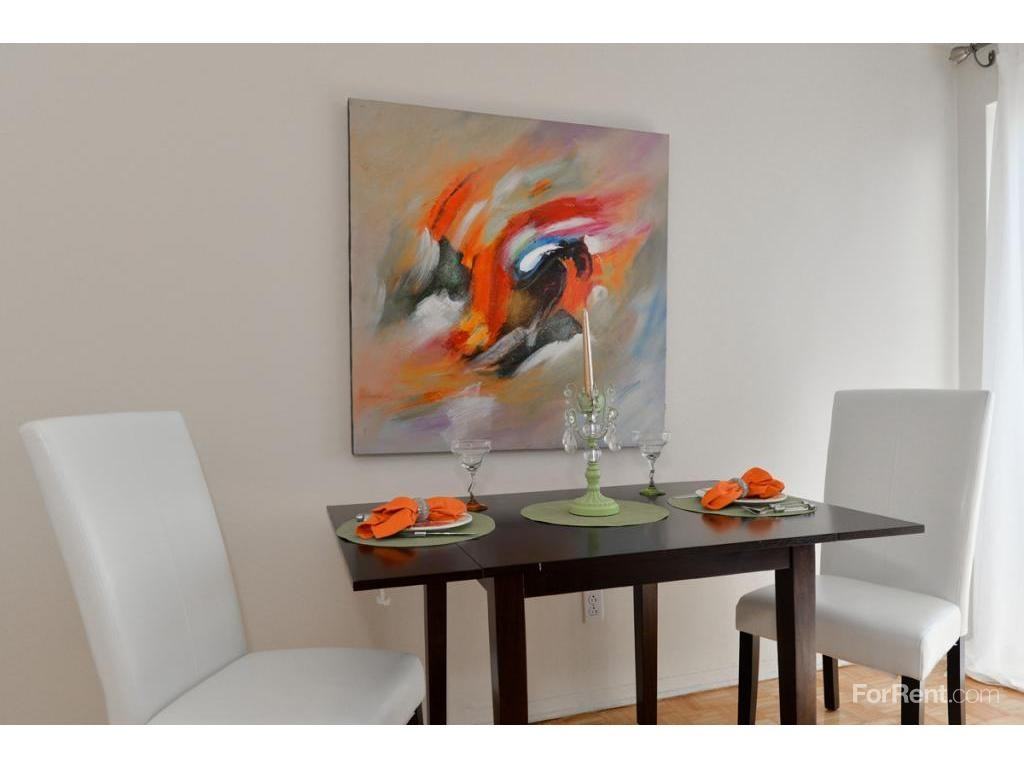 1440 Mayview Avenue Apartments 1440 Mayview Ave, Ottawa, ON K1Z 8H8