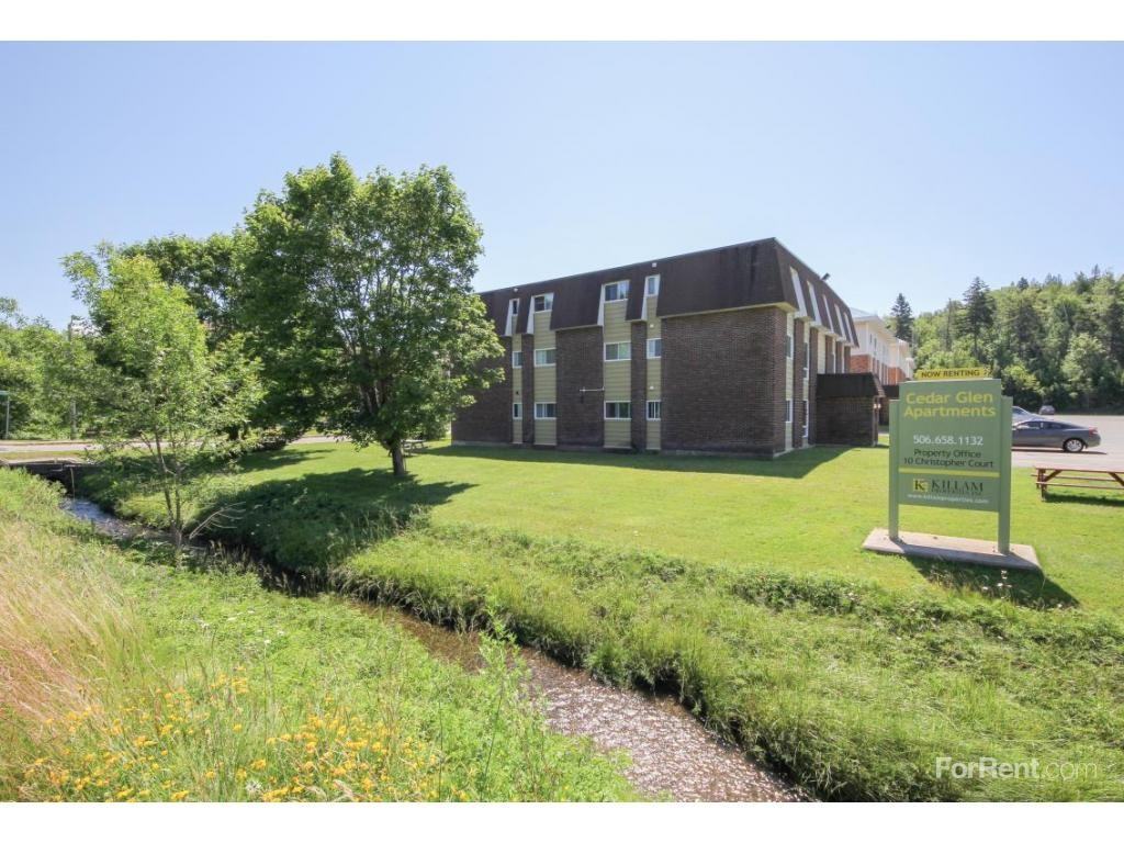 Cedar Glen Apartments - Photo 2 of 8