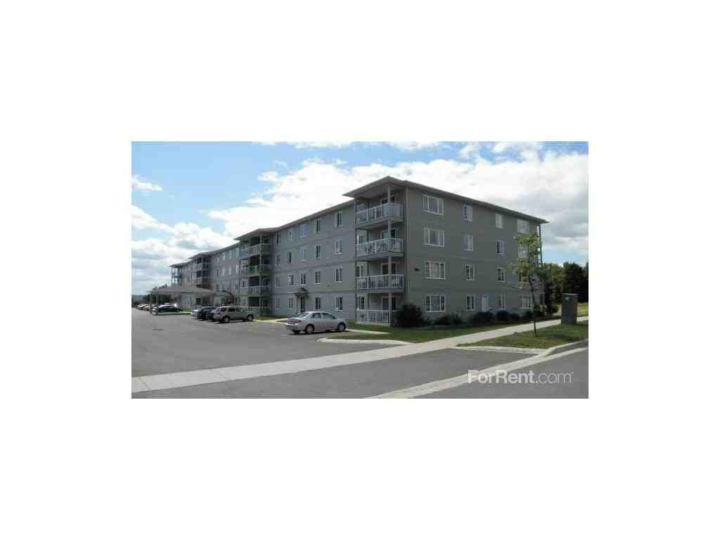 300 Reynolds Street - Photo 2 of 10