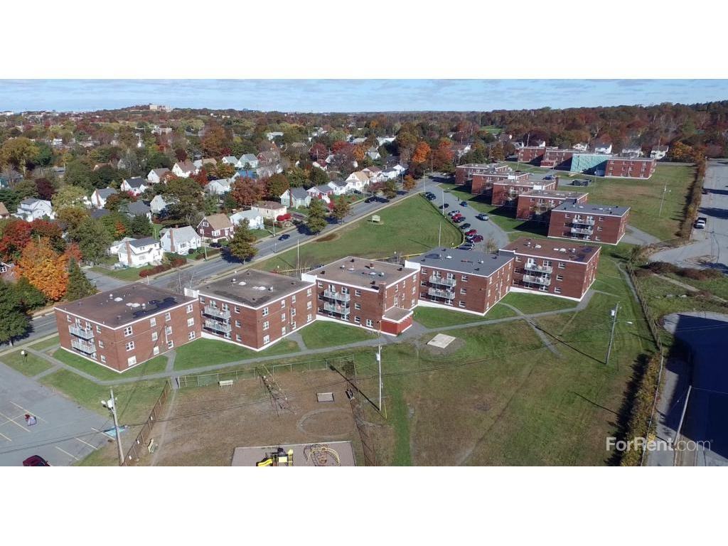 Victoria Gardens - Photo 2 of 9