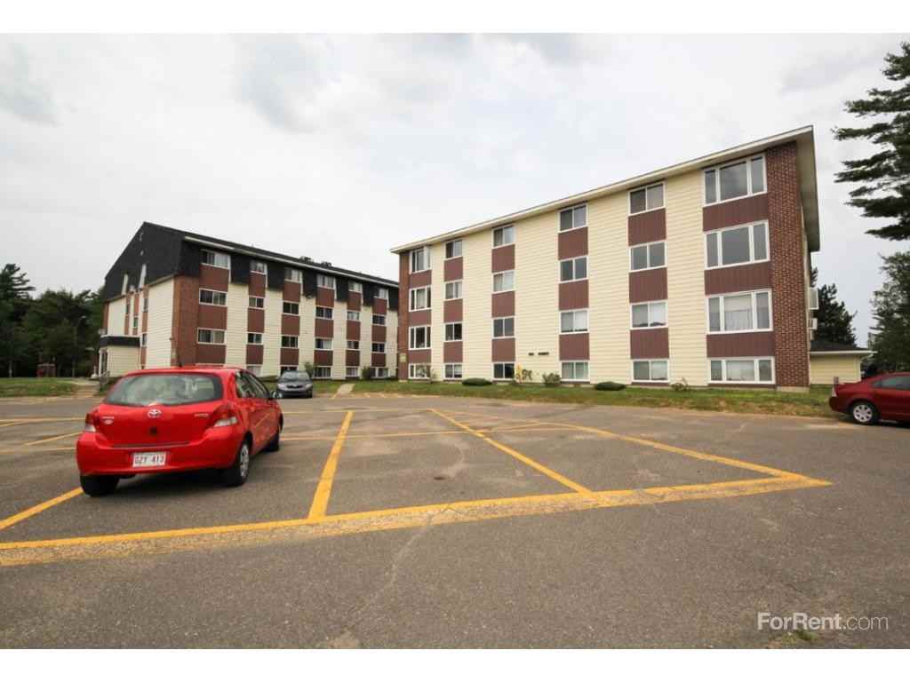 190 Parkside, 50-60 Greenfields - Photo 2 of 9