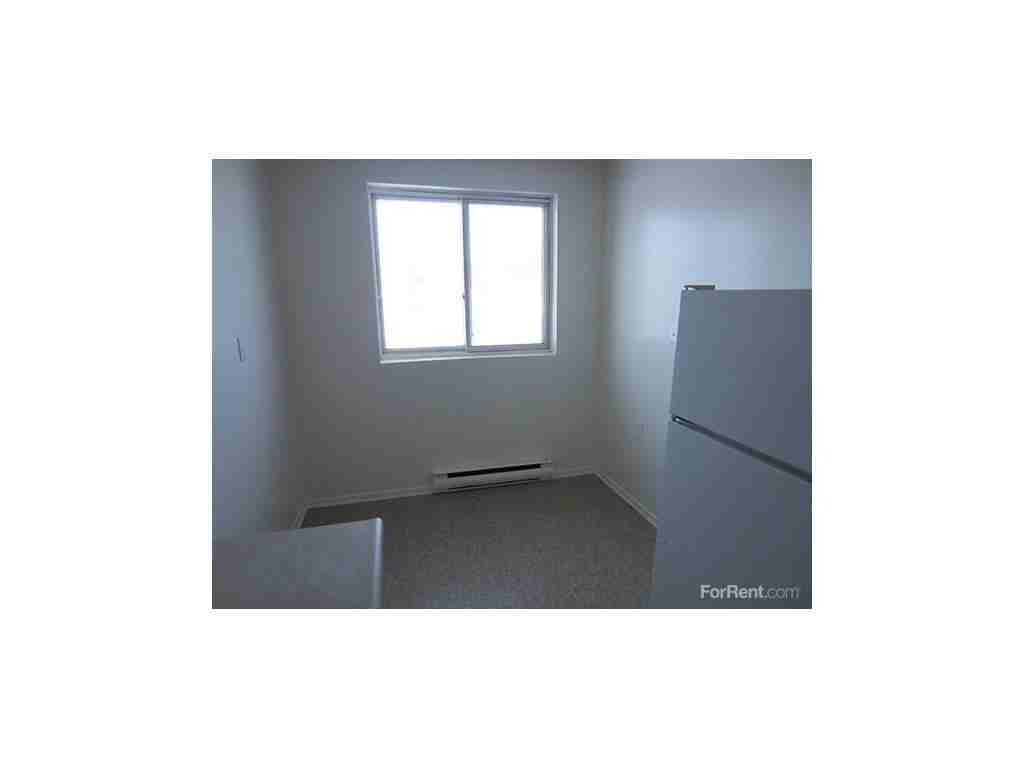 Hincks Street Apartments - Photo 3 of 11