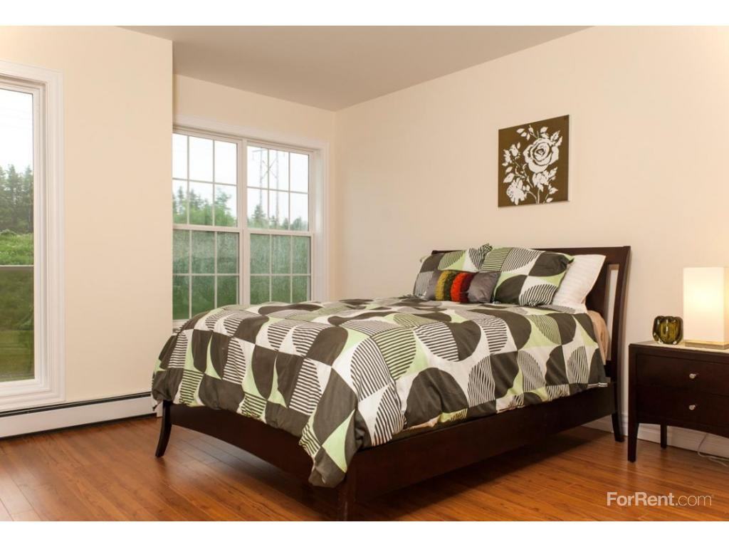 The Willow - Photo 3 of 8