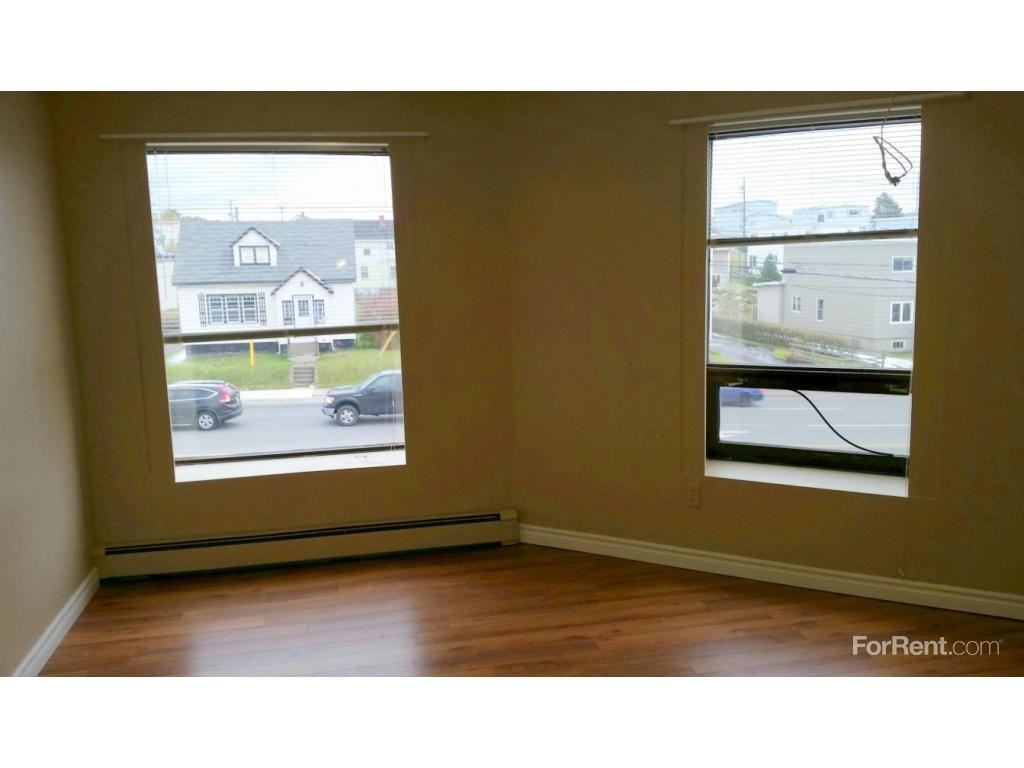 Bayside Place - Photo 3 of 6
