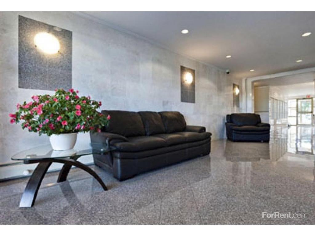 Blossom Gate - Photo 2 of 6