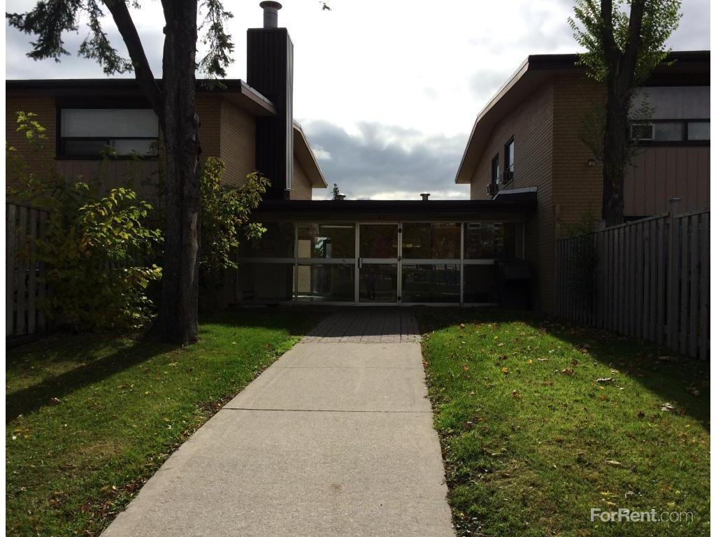 2-20 Clement Road, 11-31 Sedgeley Drive - Photo 3 of 16