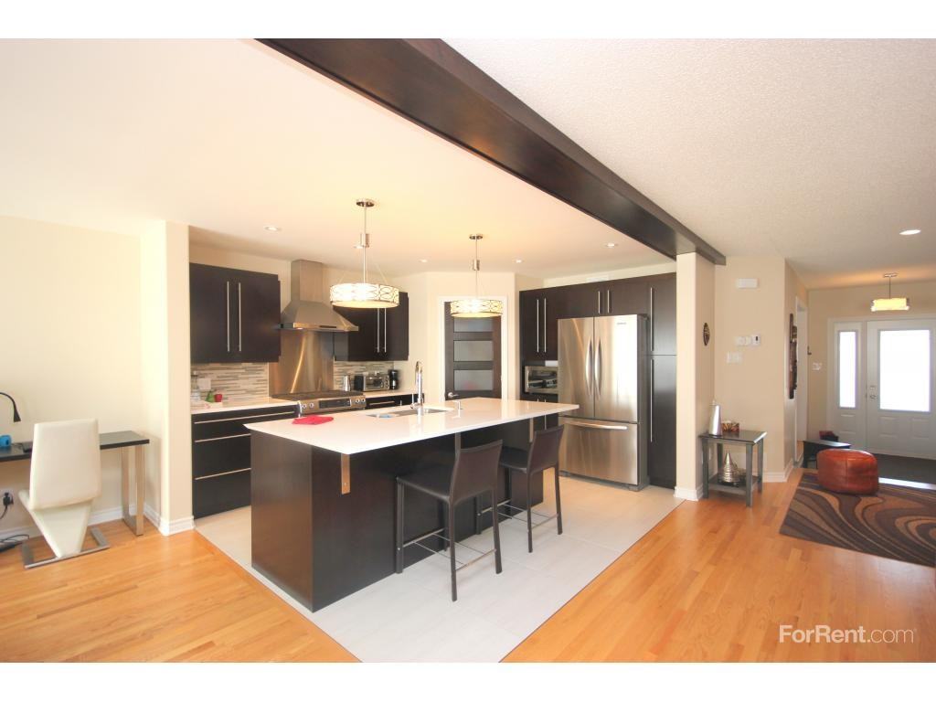 63 Cobblestone Drive - Photo 3 of 12