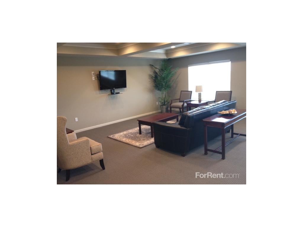 Briar Creek Villas - Photo 3 of 6