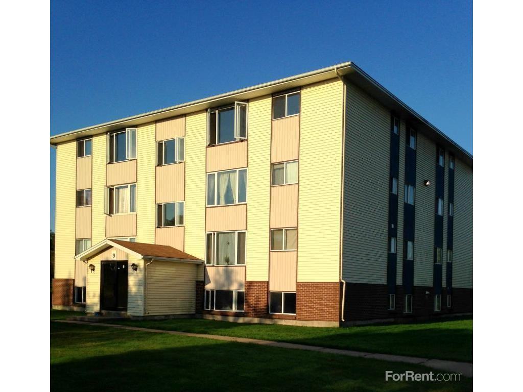 Green Valley Drive Apartments - Photo 2 of 10