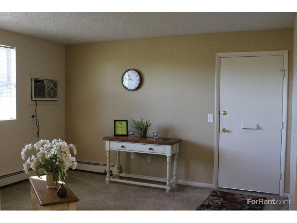 Arbor Terrace and Richland Country Apartments - Photo 3 of 19