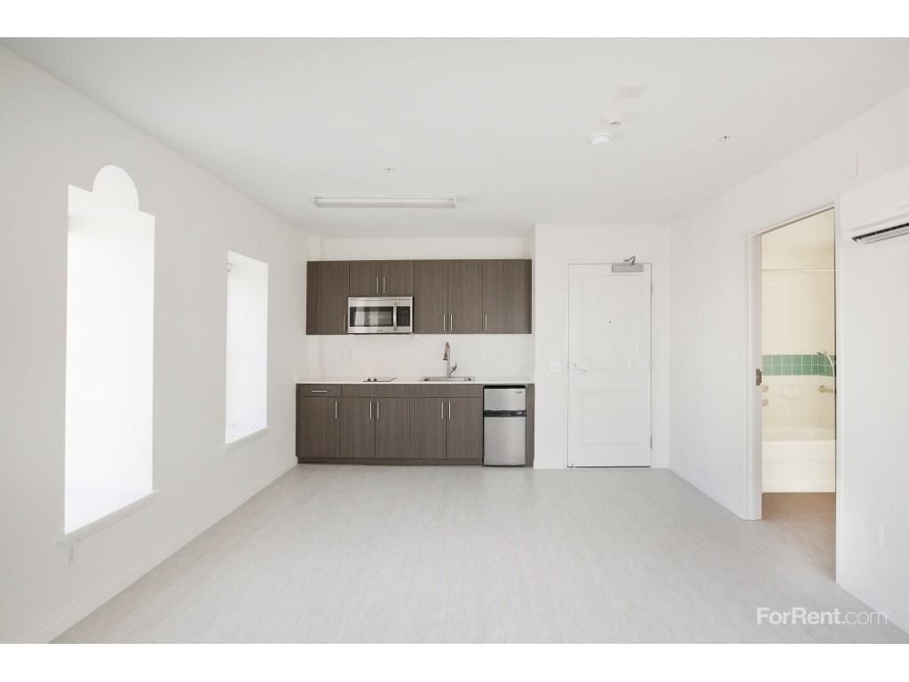 Criterion  Promenade - Photo 3 of 19