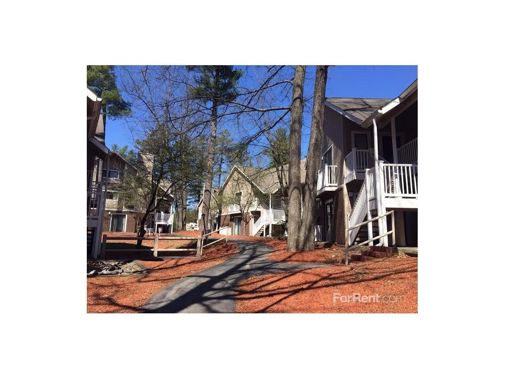 Residences at Daniel Webster - Photo 2 of 15