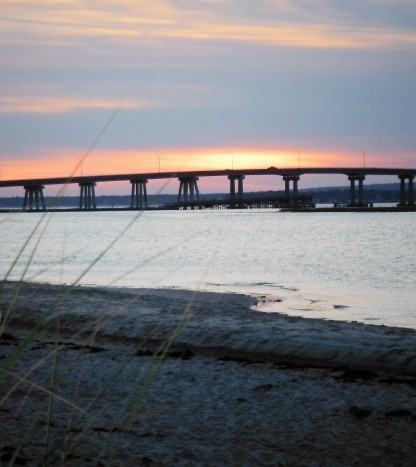 46 Dune Rd - Photo 3 of 8