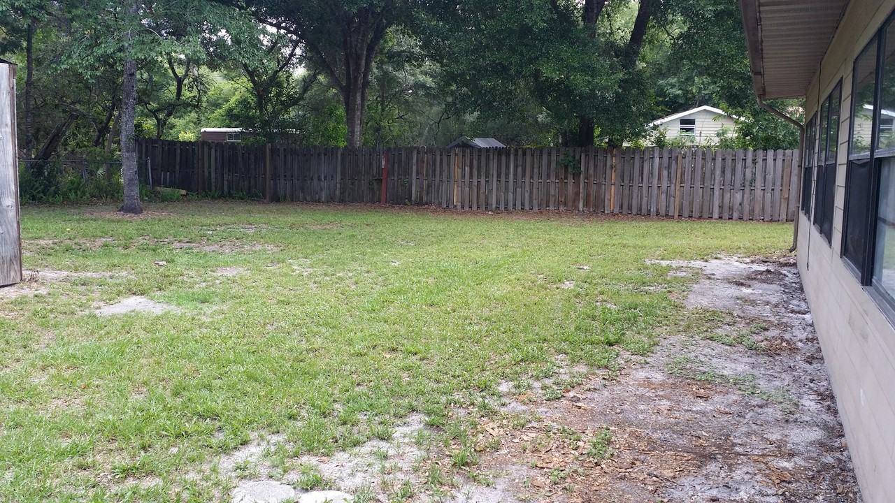 2335 W Orange Rd - Photo 2 of 10