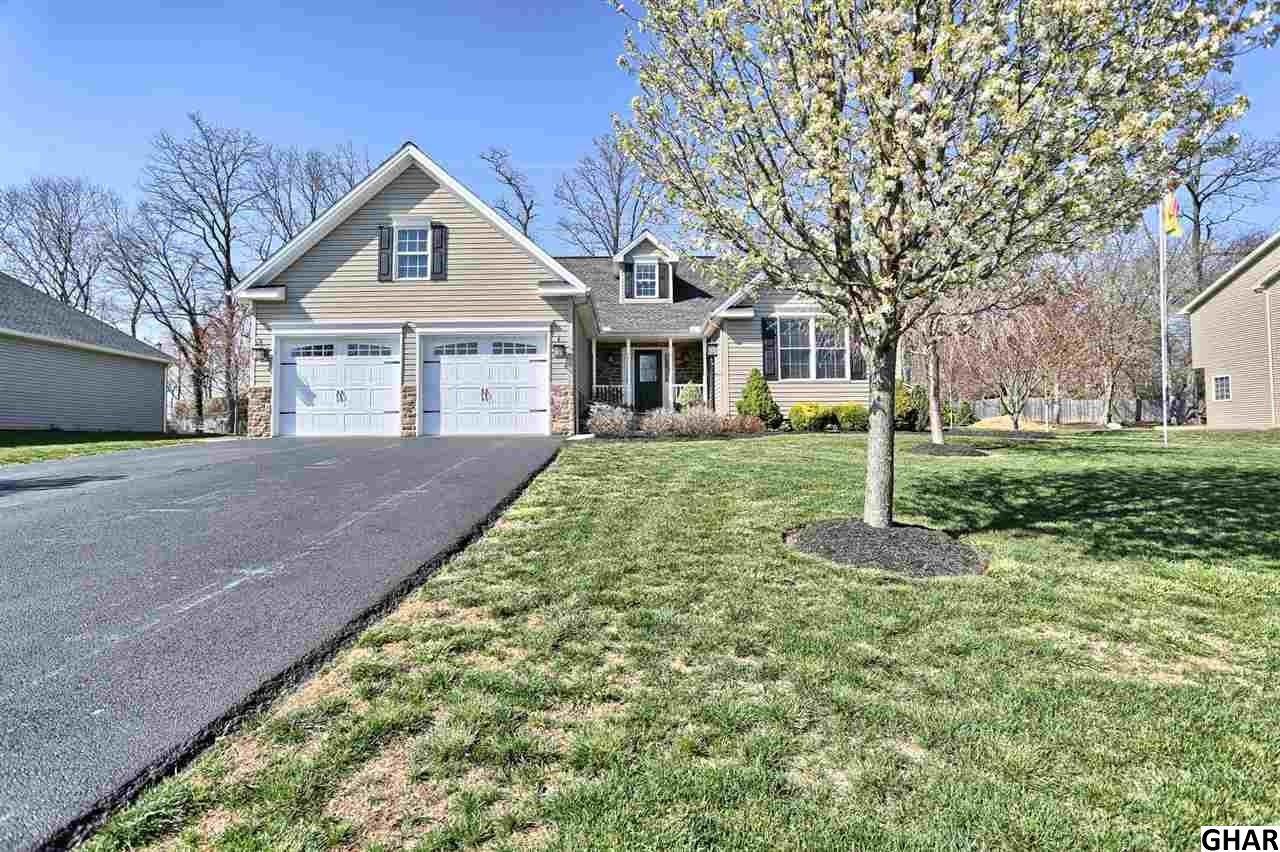 300 Hope Dr - Photo 3 of 25