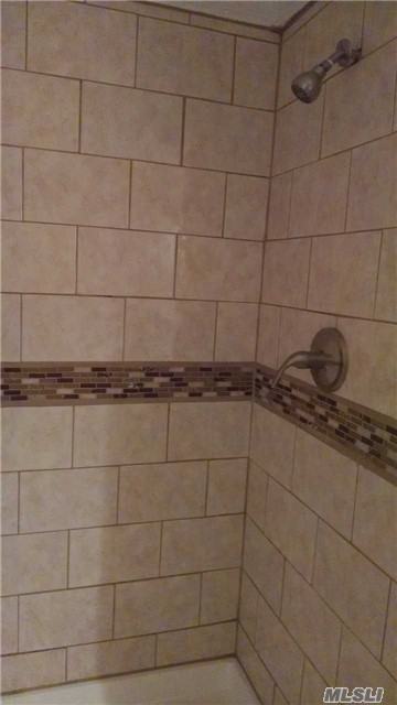 27 Arbor Ln - Photo 3 of 11