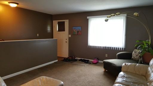 2693 Ridgecroft Dr SE - Photo 3 of 12