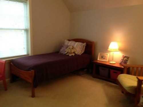 401 Cross St - Photo 2 of 9