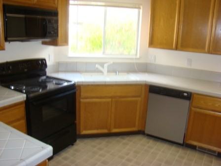 12 E Court Ln - Photo 2 of 4