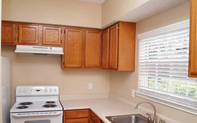 3900 Centreport Dr - Photo 3 of 4