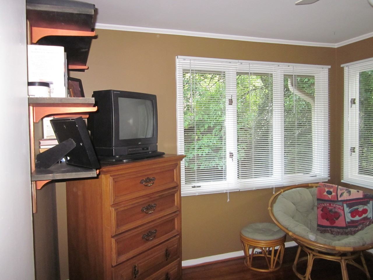 5022 Furman Pl - Photo 2 of 4