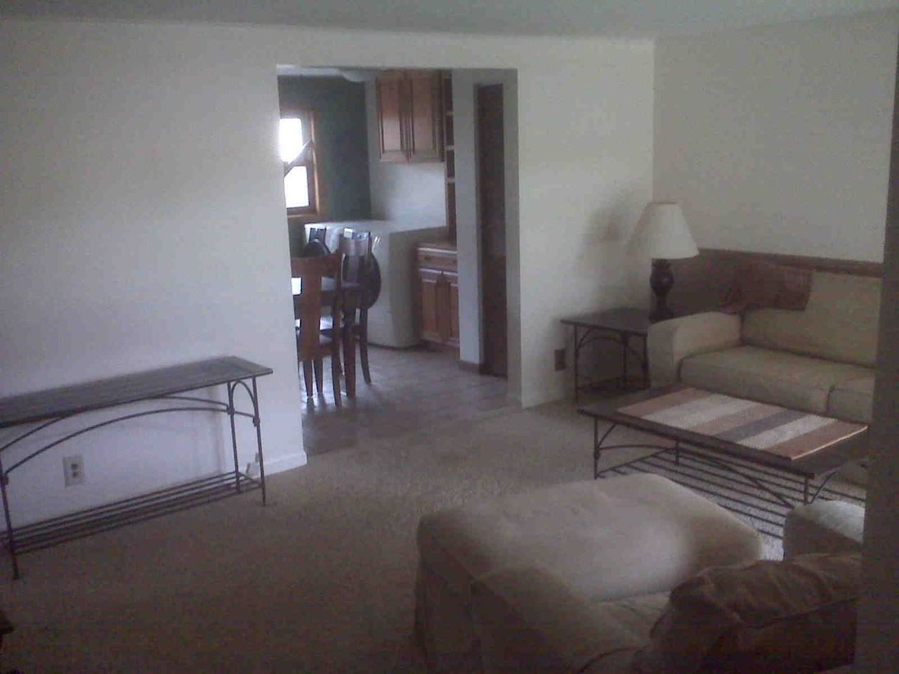 8834 S Kolmar Ave - Photo 3 of 4