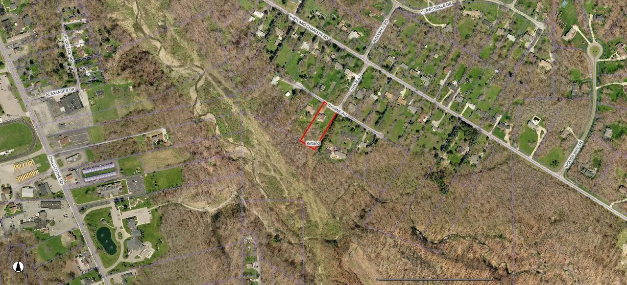 8124 Thorne Ave - Photo 3 of 4