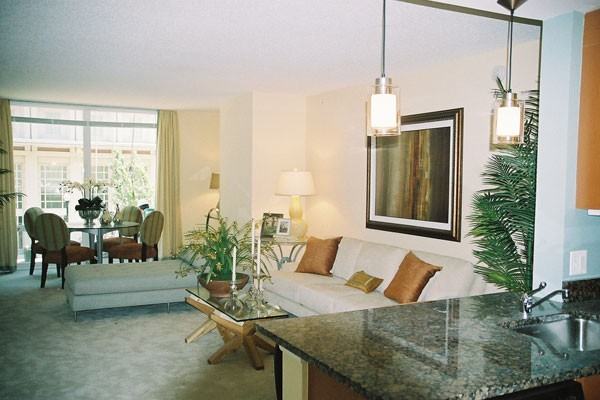 2700 Crystal Dr - Photo 2 of 4