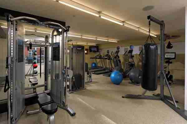 2000 Columbia Pike - Photo 3 of 4