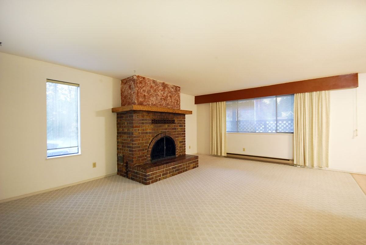 2010 Sandown Pl - Photo 2 of 4