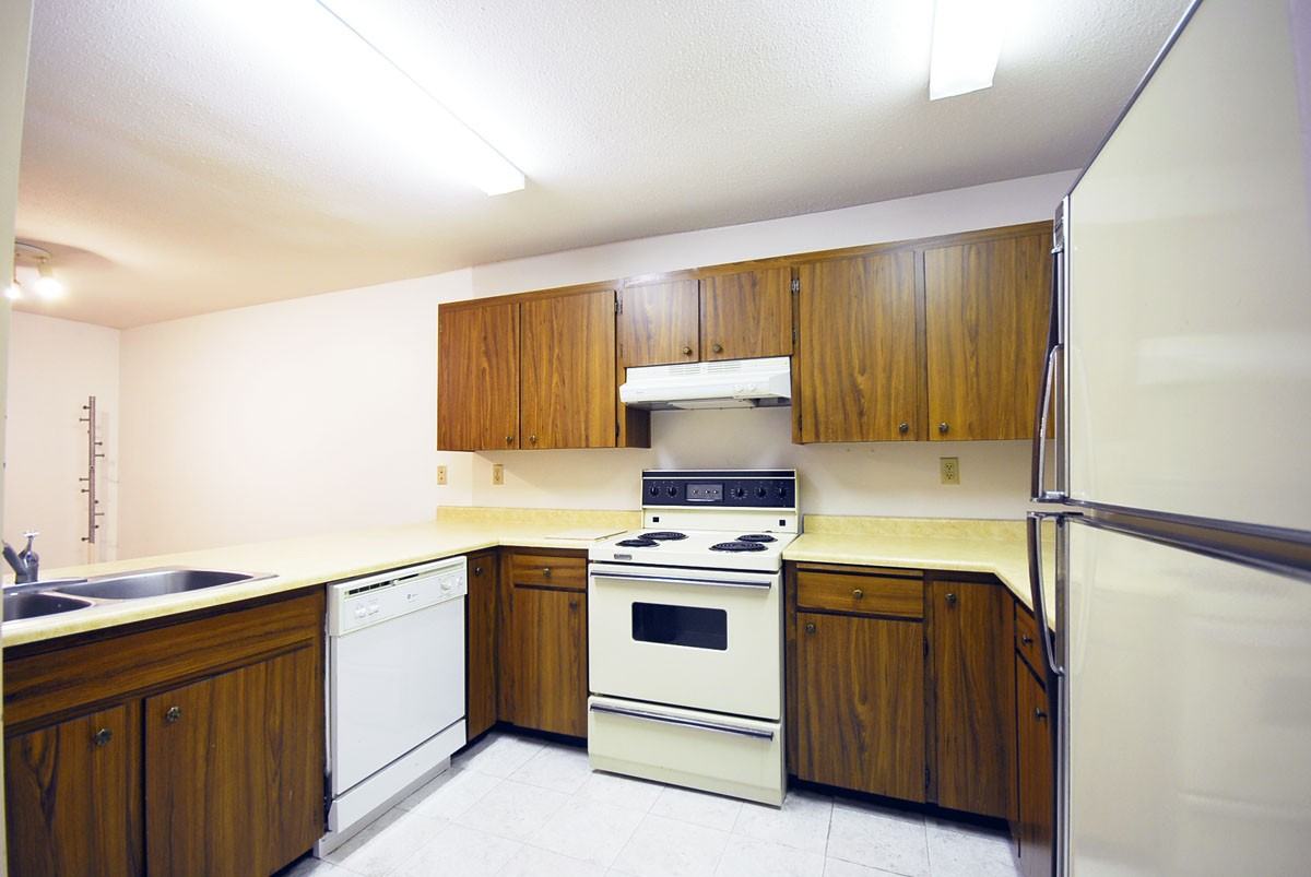 2010 Sandown Pl - Photo 3 of 4