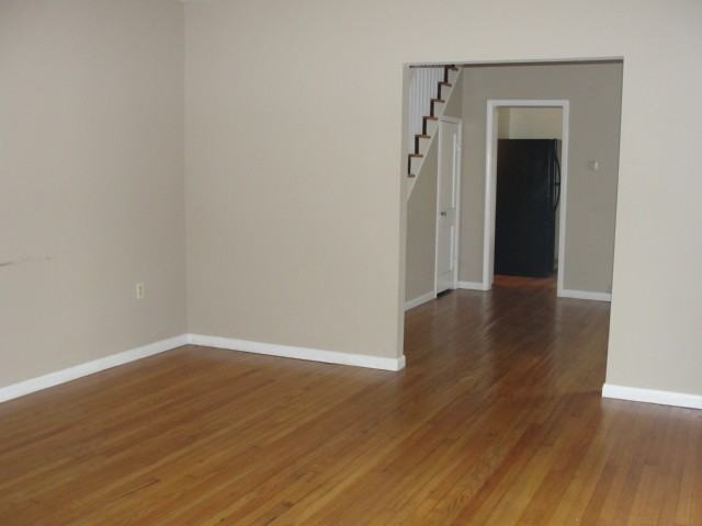 435 Kenwood Ave - Photo 2 of 2