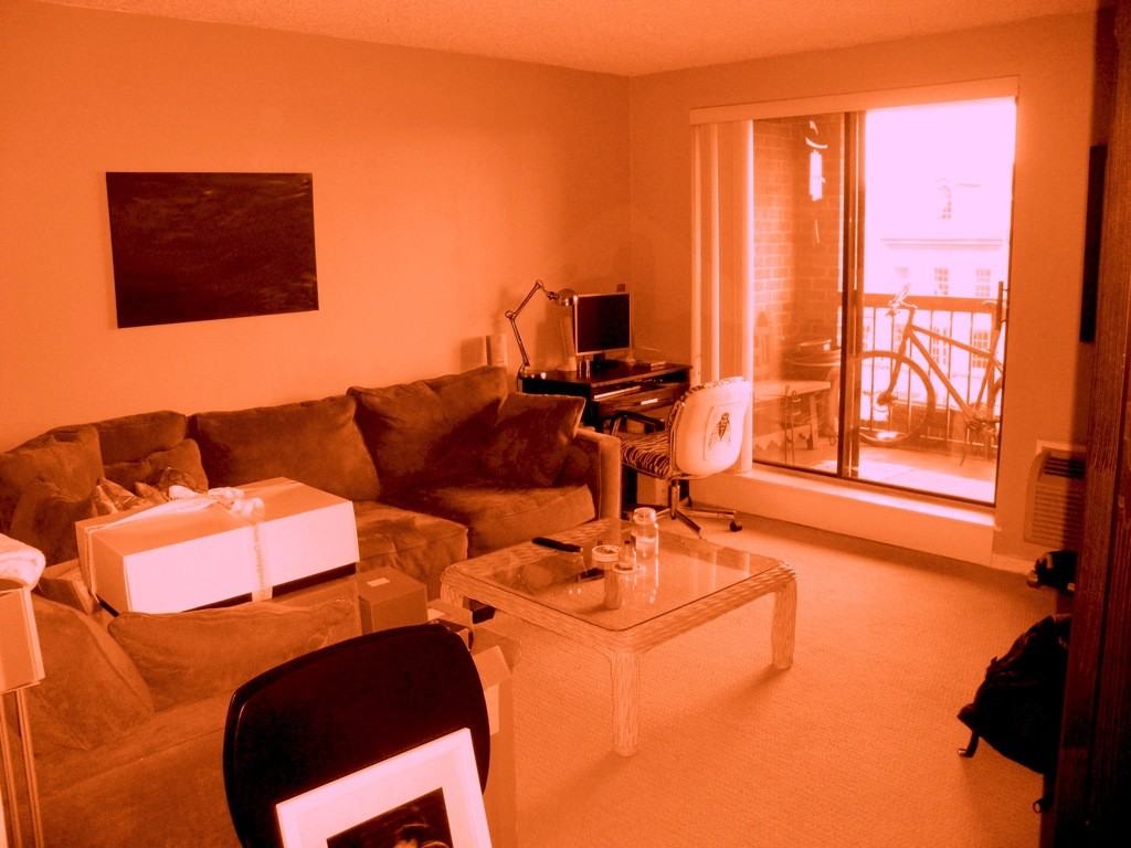 530 S 2nd St - Photo 2 of 4