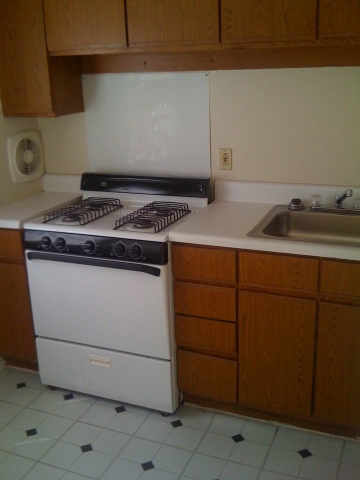 1900 Cedar St #1900 - Photo 3 of 4