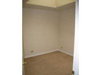 1062 College Ave #12 - Photo 2 of 2