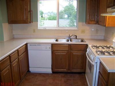 9 Griesenauer Ct - Photo 2 of 4
