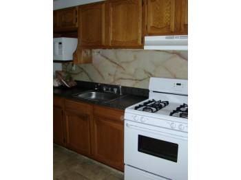 2153 Conlyn St - Photo 2 of 4