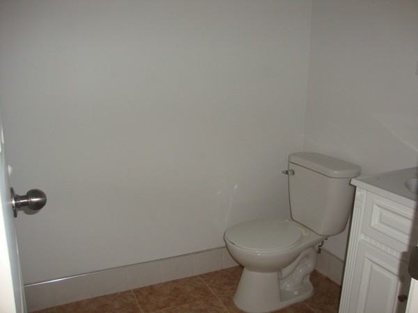 331 Kosciuszko St - Photo 3 of 9