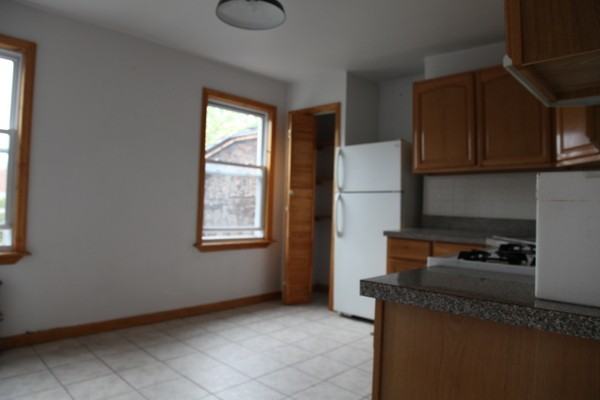 166 Washington Ave 2ndFL - Photo 2 of 3