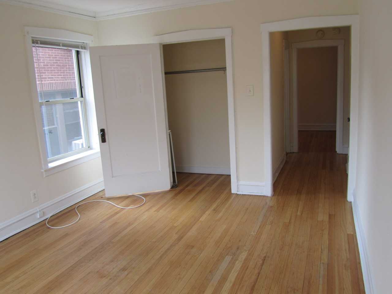 1535 W Fargo Ave #2N