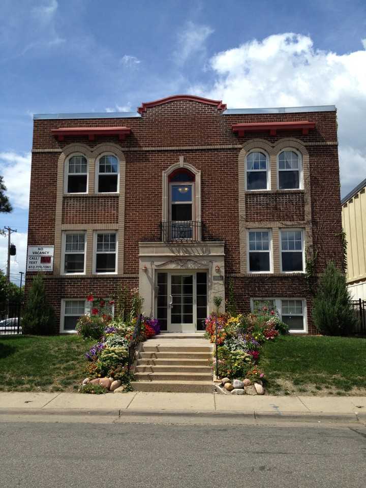 3014 Holmes Ave #2 - Photo 2 of 9