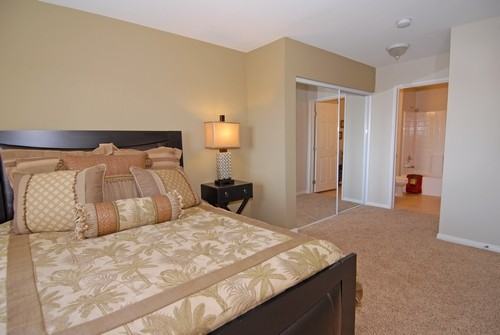 3225 S Long Beach Blvd - Photo 2 of 4