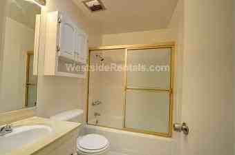 3655 Westwood Blvd #2 - Photo 3 of 4