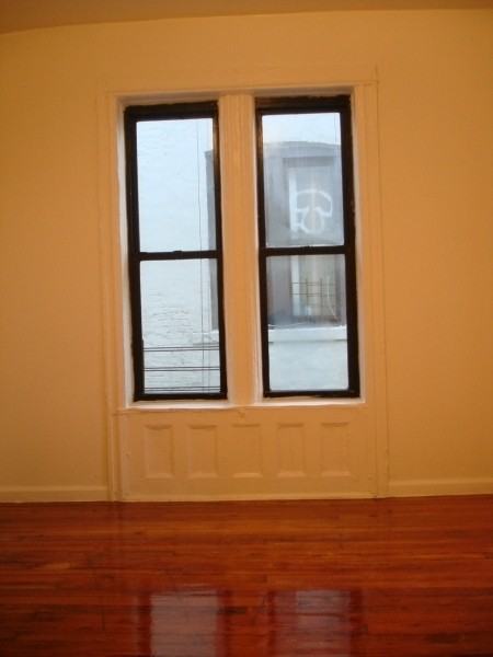 4018 5th Ave - Photo 3 of 6