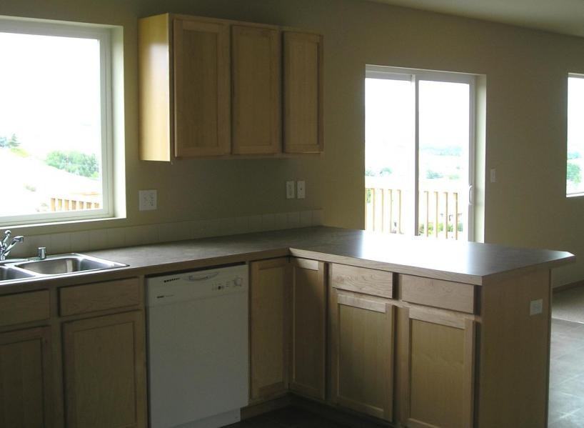 1709 W Naches Ave - Photo 3 of 7