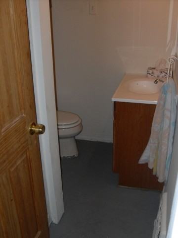 6856 Southwest Ave - Photo 2 of 5