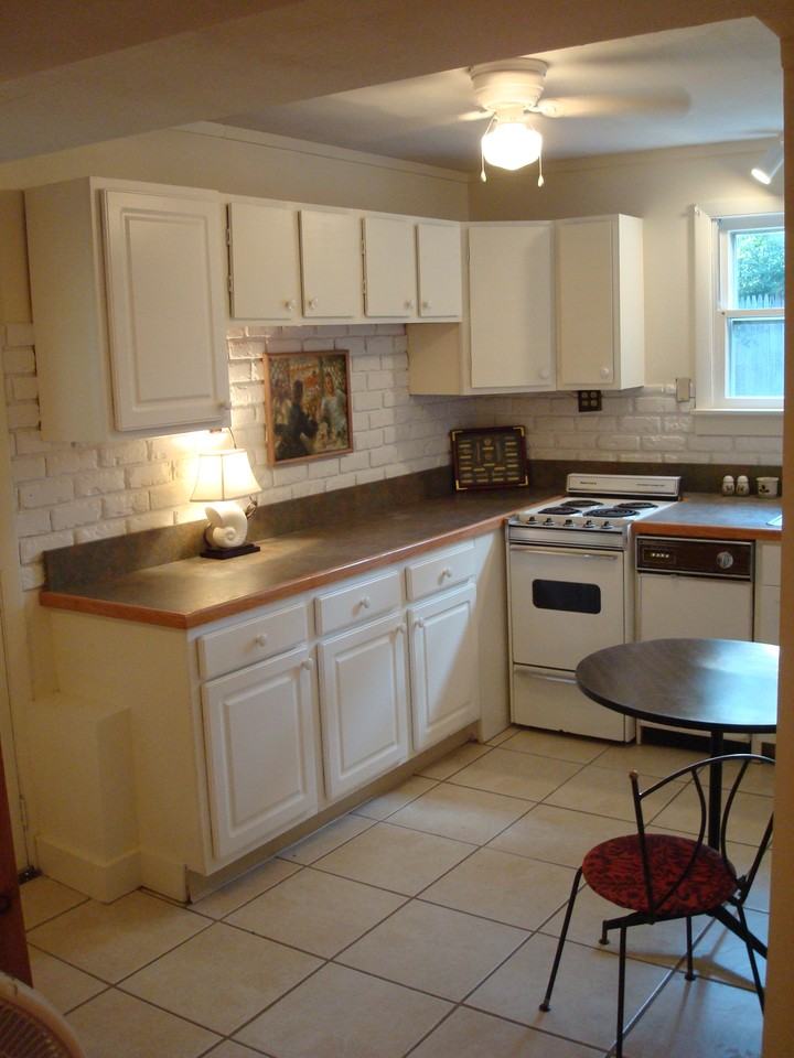 68 Hemlock Rd #1 - Photo 3 of 10