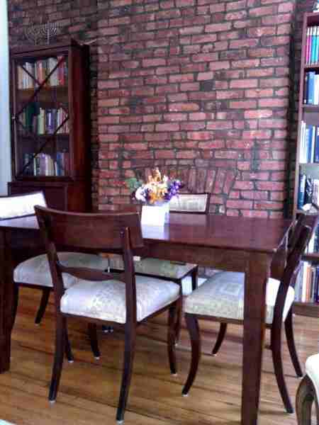 244 Smith St - Photo 2 of 6