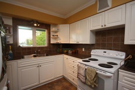 1951 W 41st Ave - Photo 3 of 9